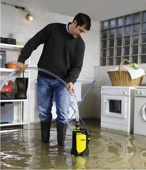 Karcher2.jpg Karcher2.jpg