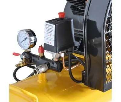 SKIPER IBL3100V 220V/100L