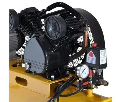 SKIPER IBL3100V 220V/100L